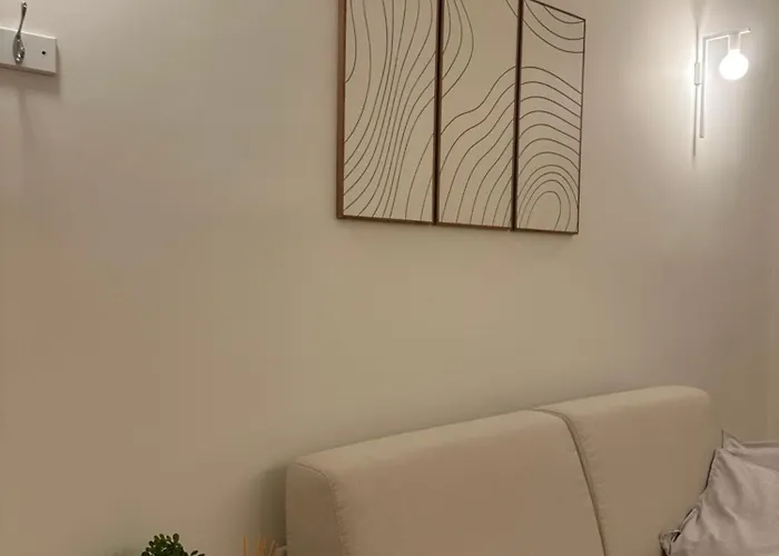 شقة Duomo Private With Wi-fi Just Steps From The Duomo Demetra